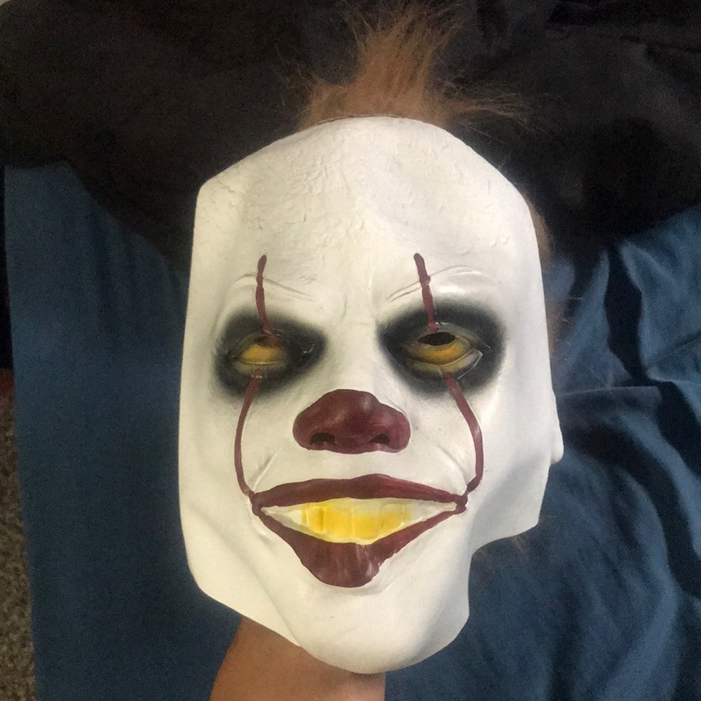 Pennywise mask (It movie)